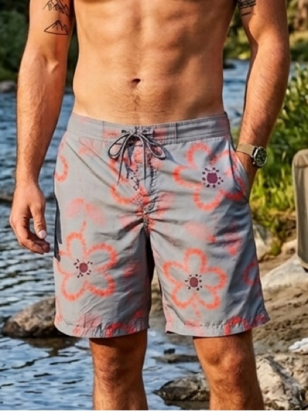 NWOT J. Crew Men's Swim Shorts in Gray and Red size 38